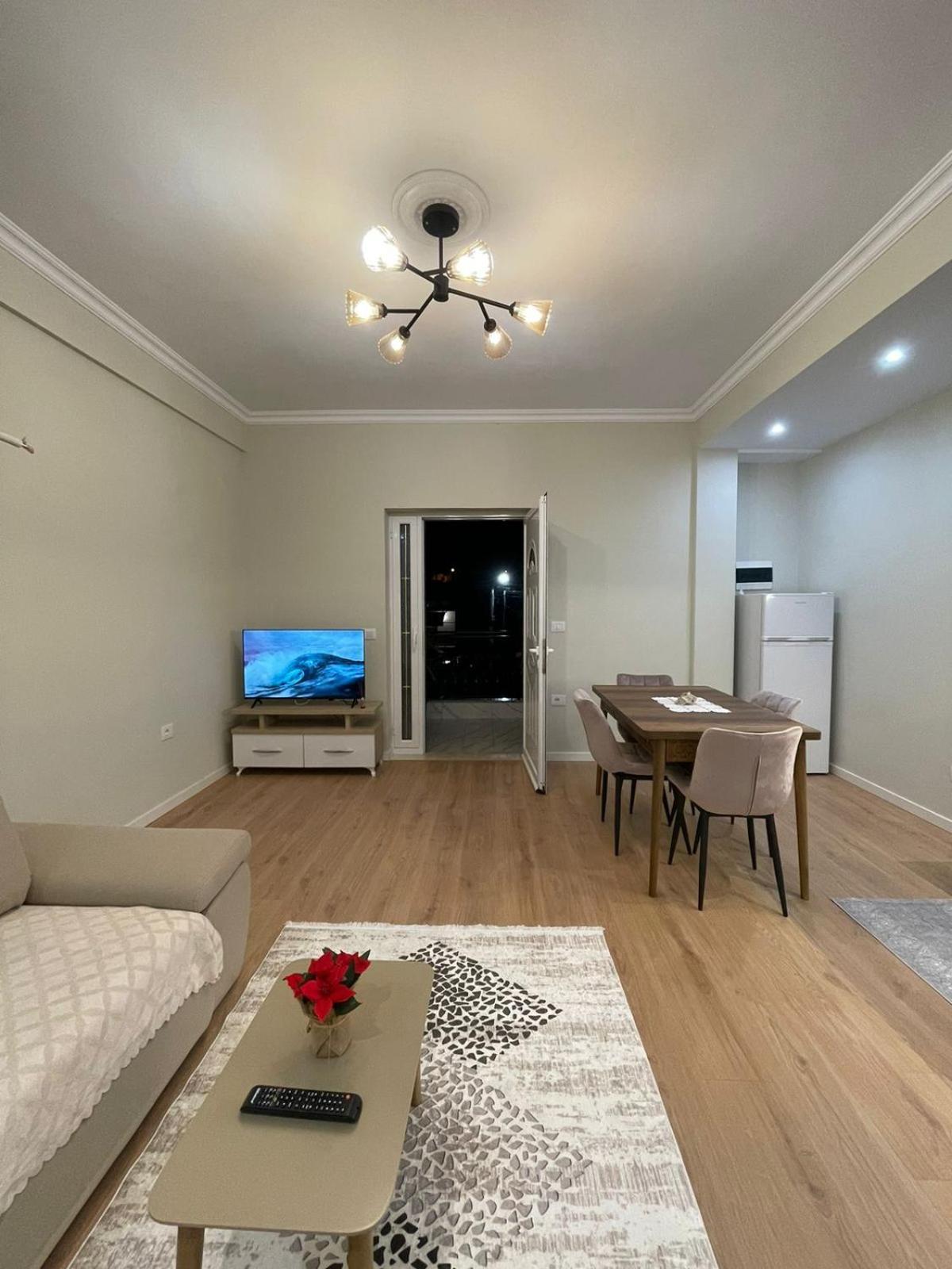 Villa Vsv:Second Flat+Parking Kamez Екстериор снимка